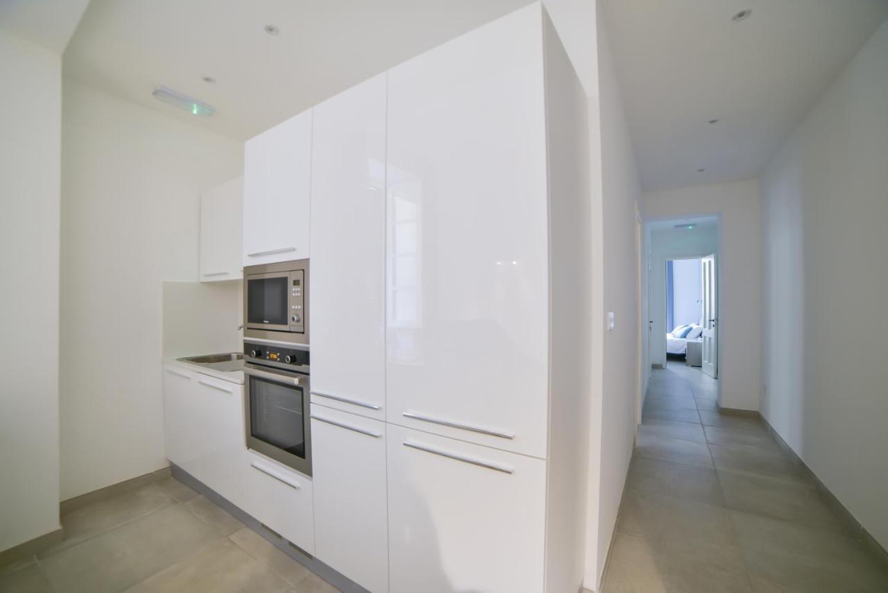 CA 1 - Deluxe two-bedroom apt in Valletta Buitenkant foto